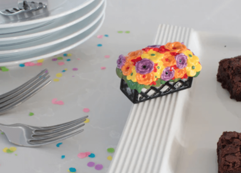 Nora Fleming Mini Love Blooms Here Flower Box A409