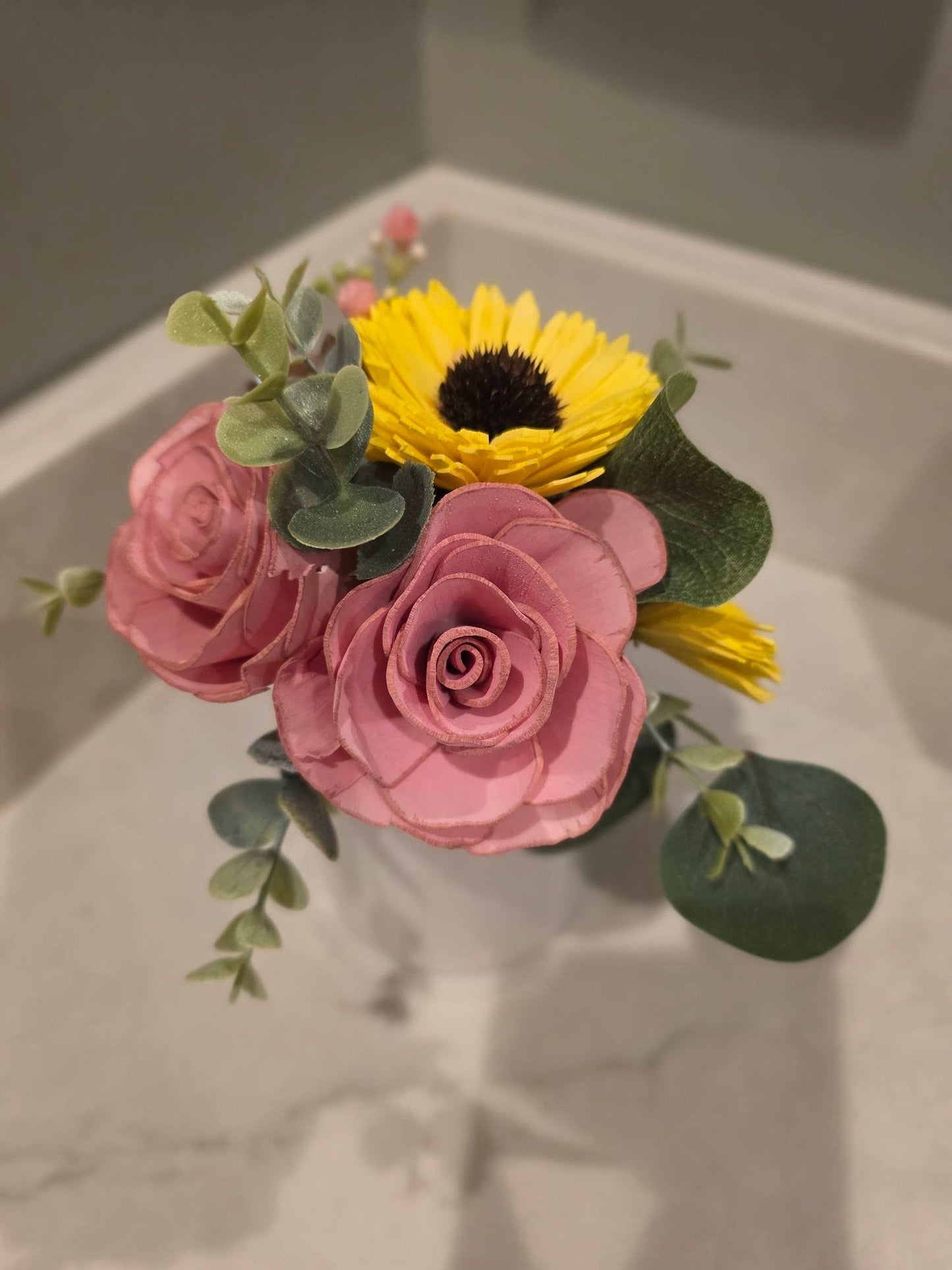 Tipsy Wood Floral Class in Nora Fleming Container with Mini